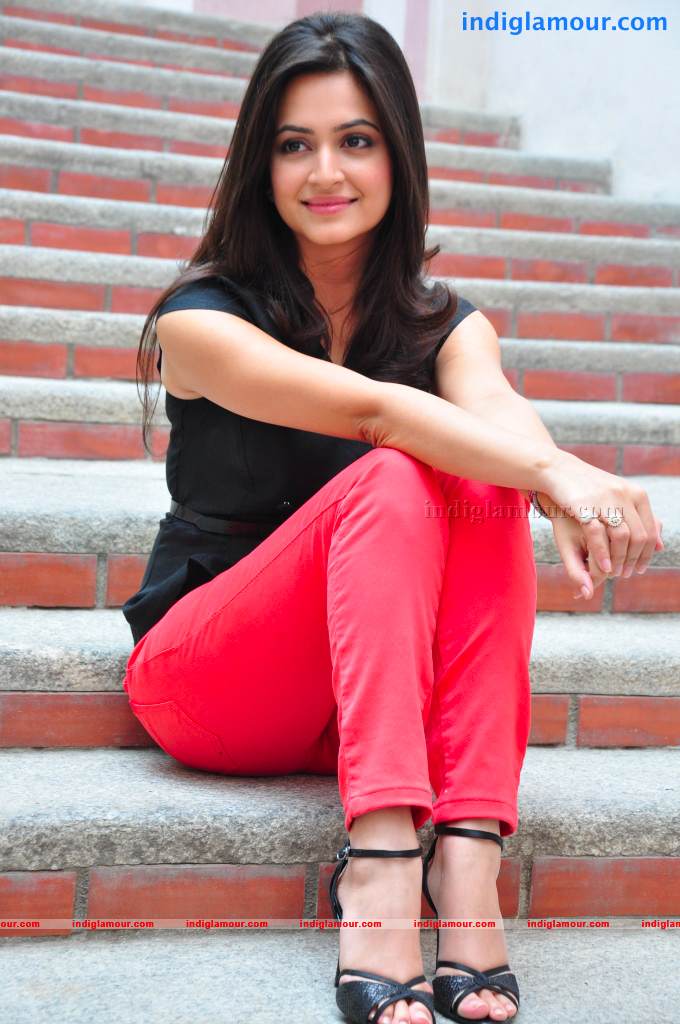 Kriti Kharbanda Actress hd photo