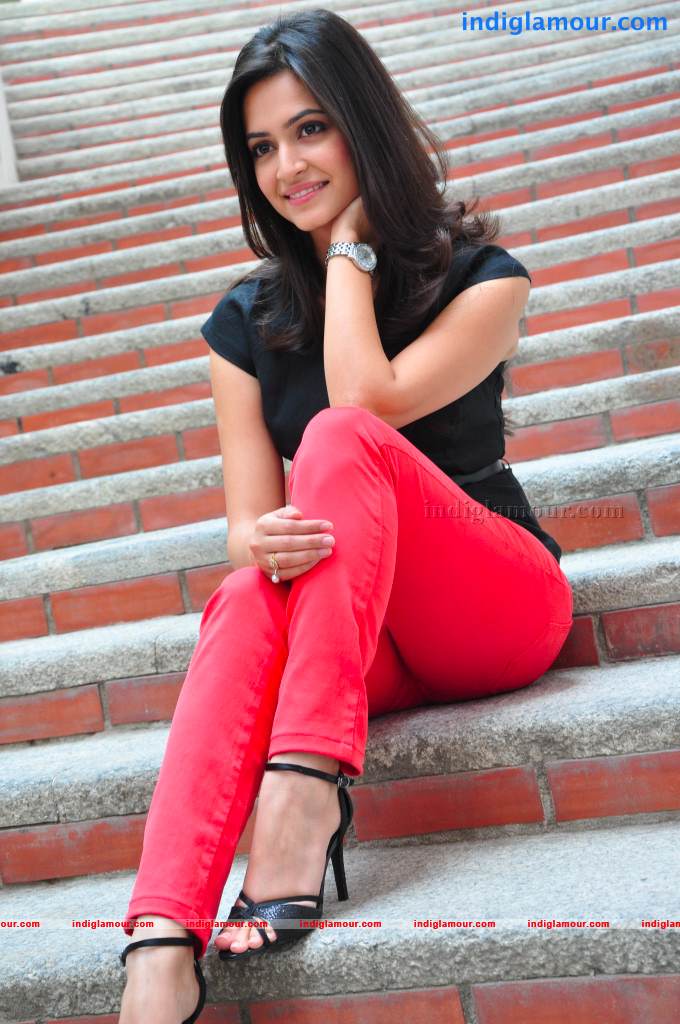 Kriti Kharbanda Actress hd photo