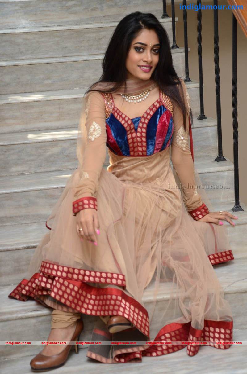 Sumona Chanda Actress hd photo