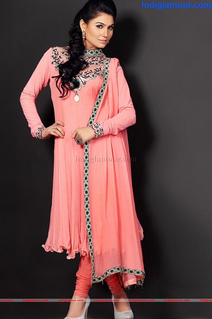 Kangna Sharma Actress hd photo