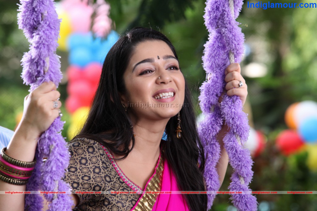 Charmi Actress hd photo