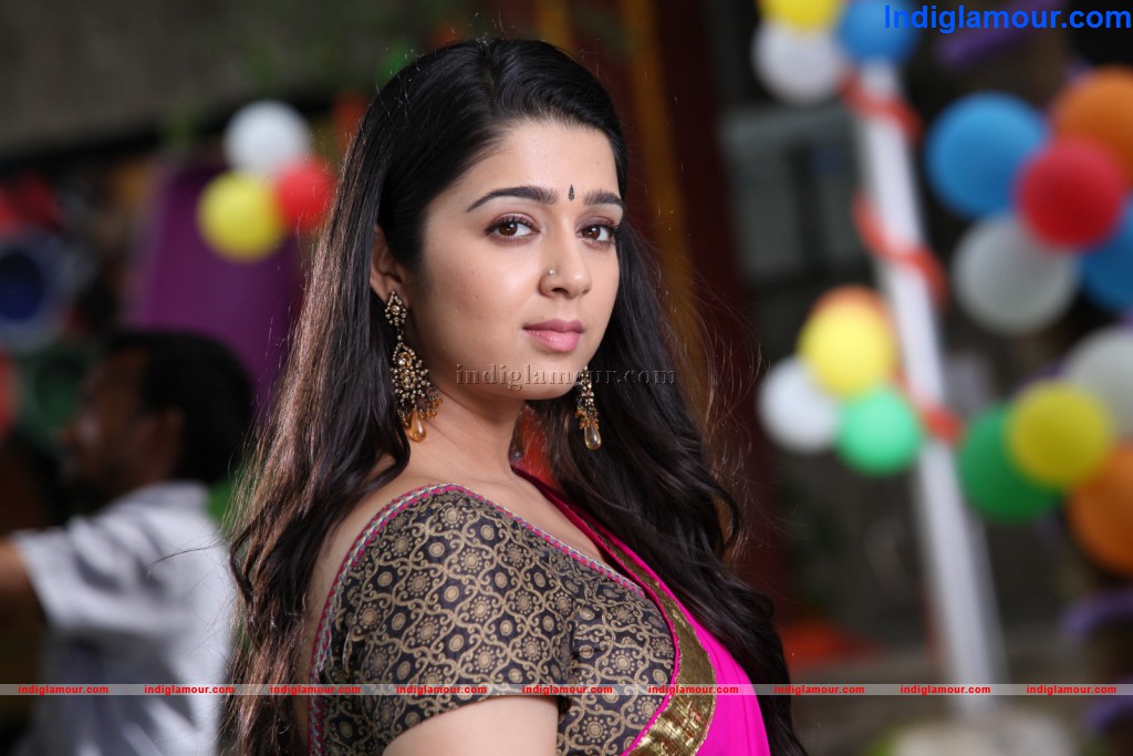 Charmi Actress hd photo