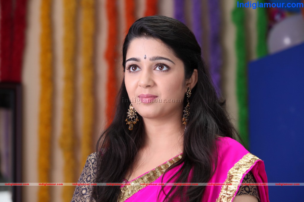 Charmi Actress hd photo