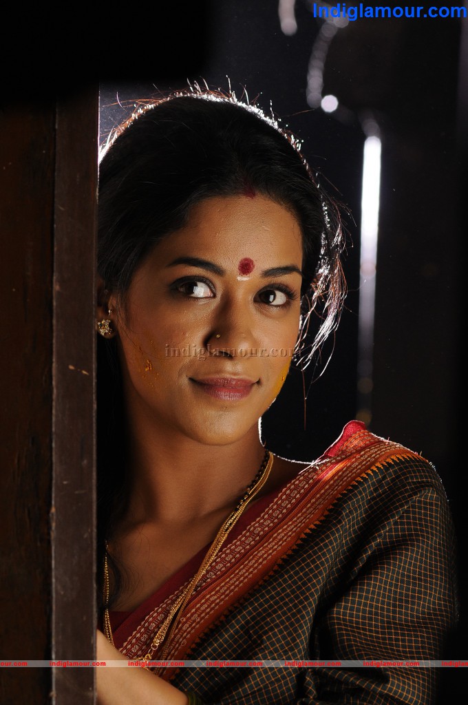 Mumaith Khan Actress hd photo