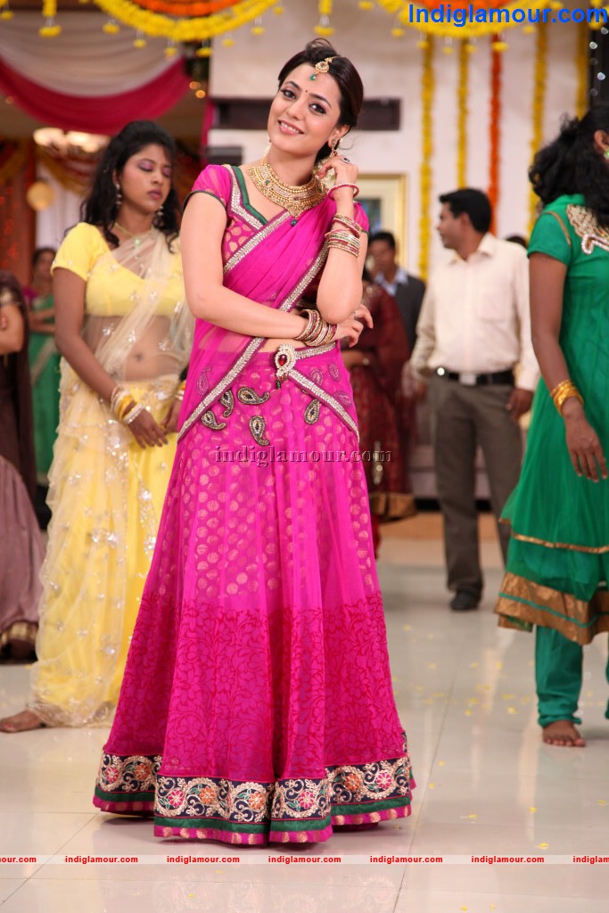 Nisha Aggarwal Actress hd photo