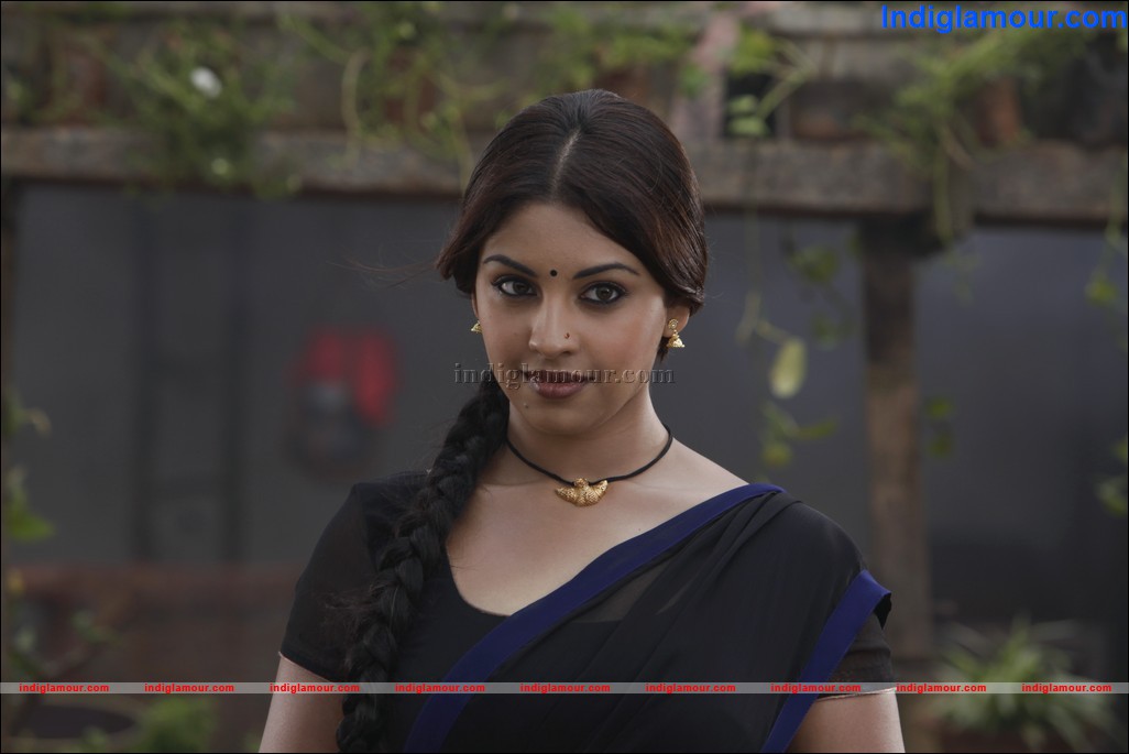 Richa Gangopadhyay Actress hd photo