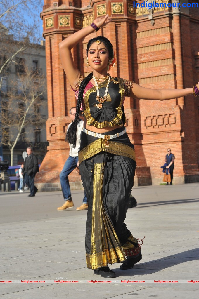 Amala Paul Actress hd photo