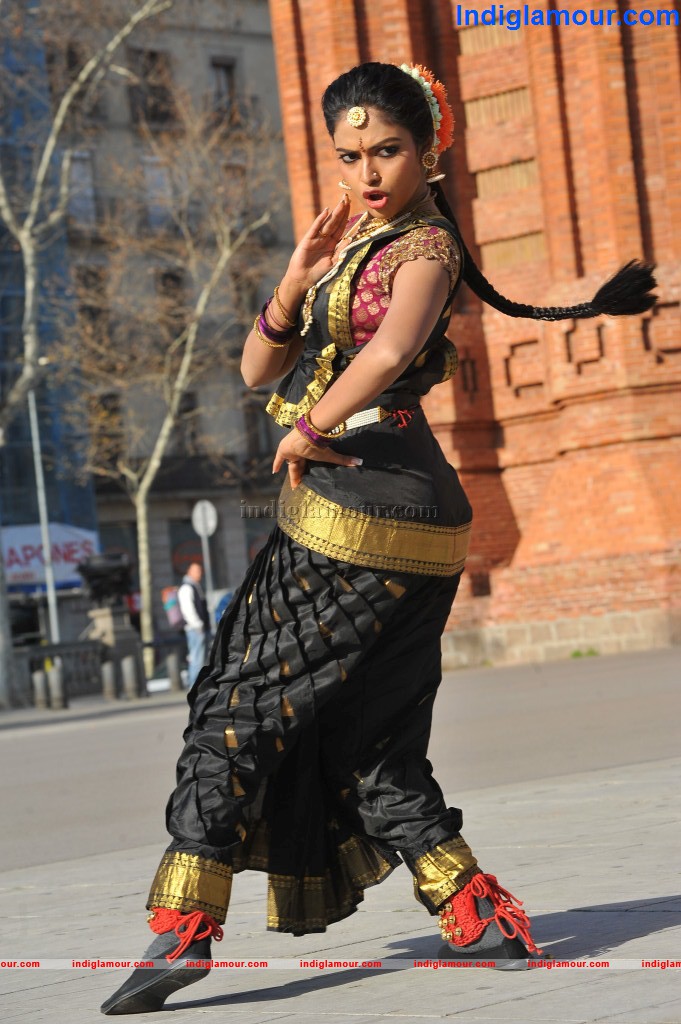 Amala Paul Actress hd photo