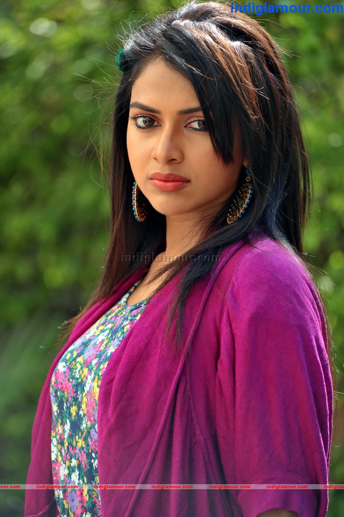 Amala Paul Actress hd photo
