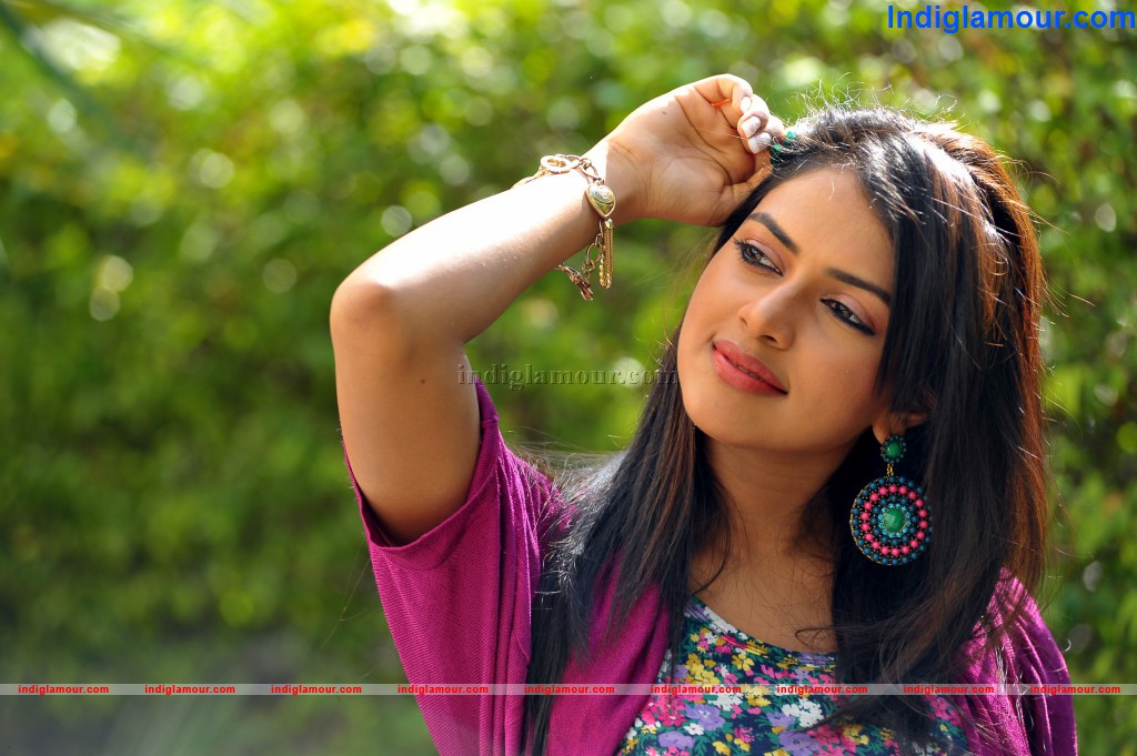 Amala Paul Actress hd photo