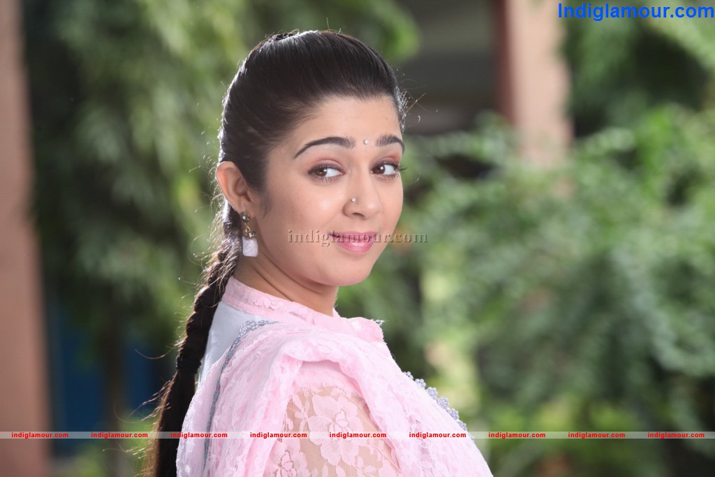 Charmi Actress hd photo