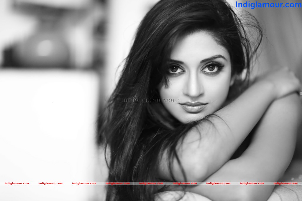 Vimala Raman Actress hd photo