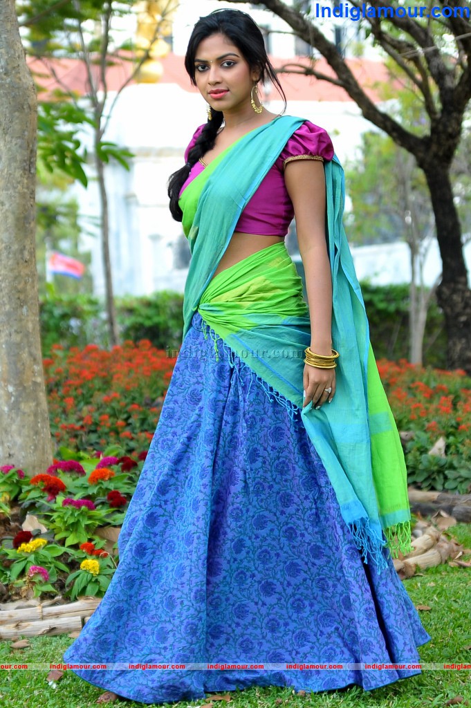 Amala Paul Actress hd photo
