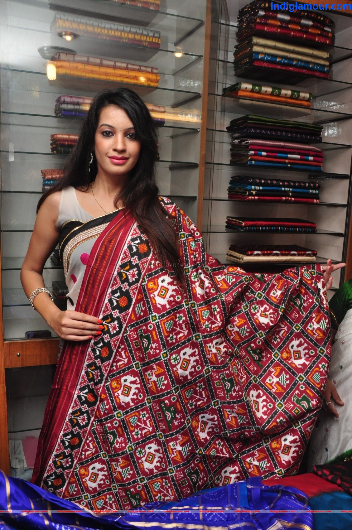 Diksha Panth Actress hd photo
