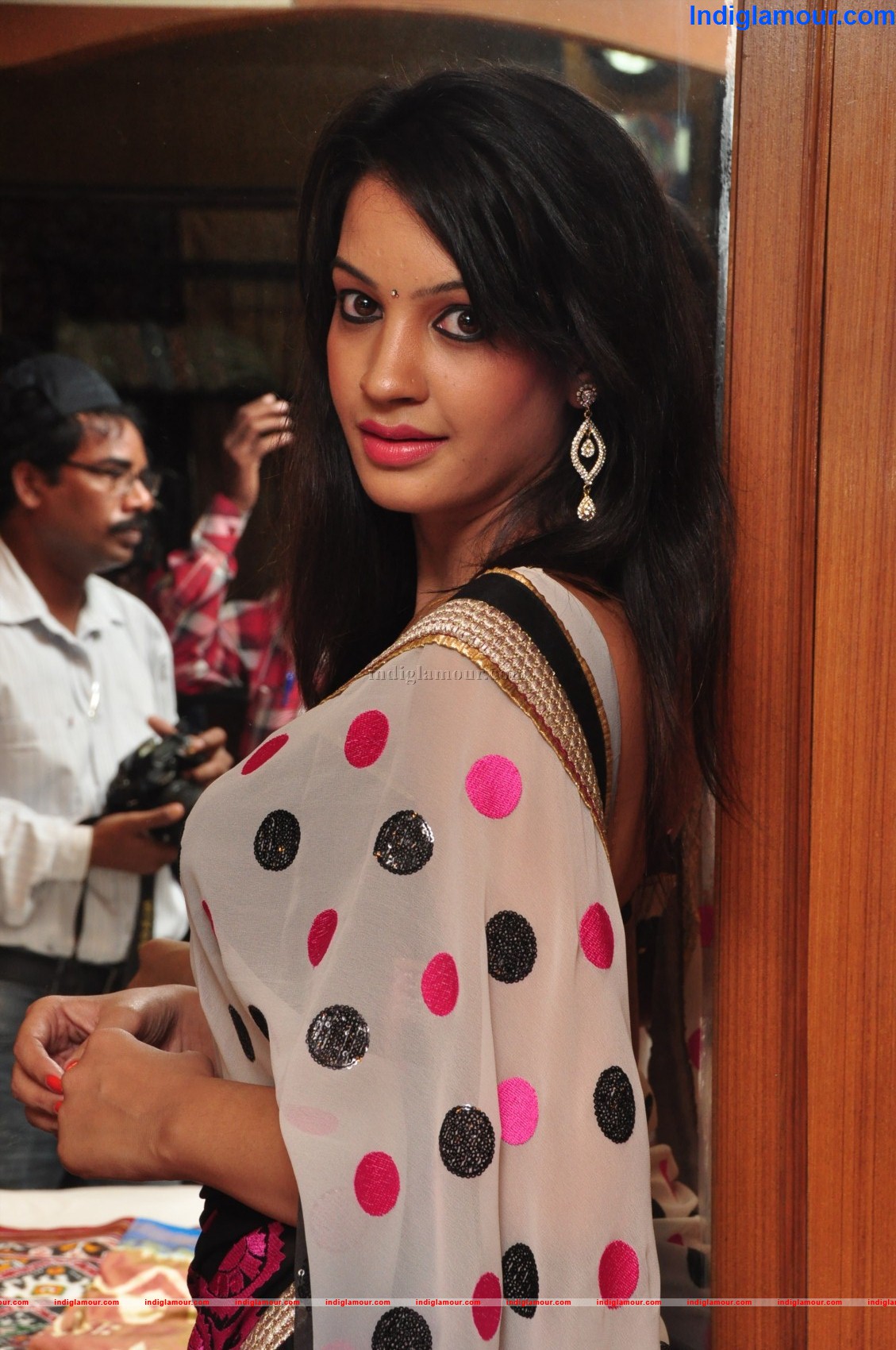 Diksha Panth Actress hd photo