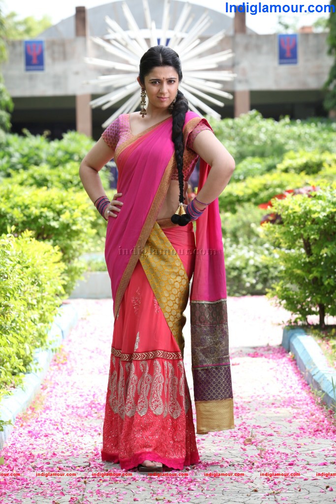 Charmi Actress hd photo