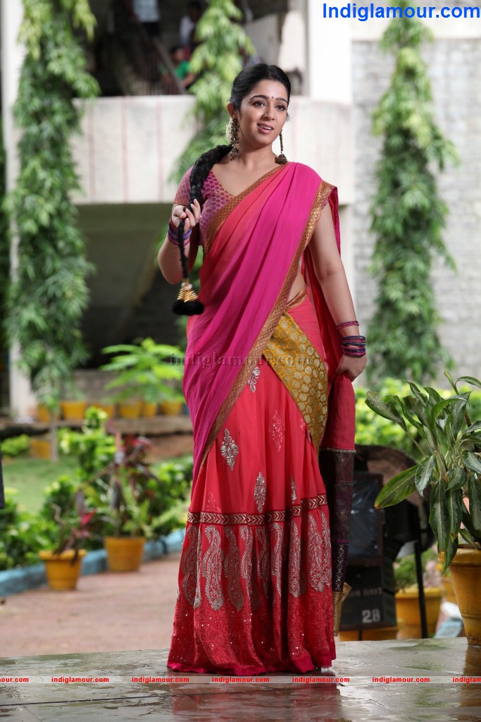 Charmi Actress hd photo