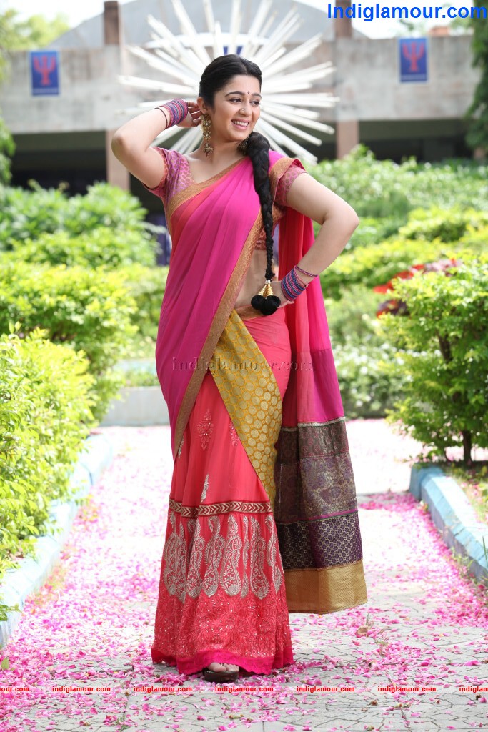 Charmi Actress hd photo