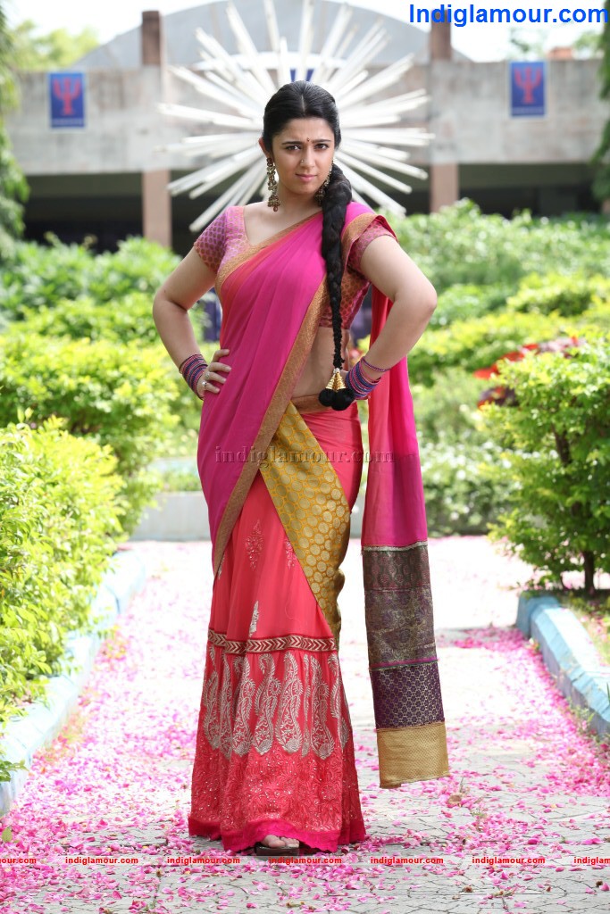 Charmi Actress hd photo