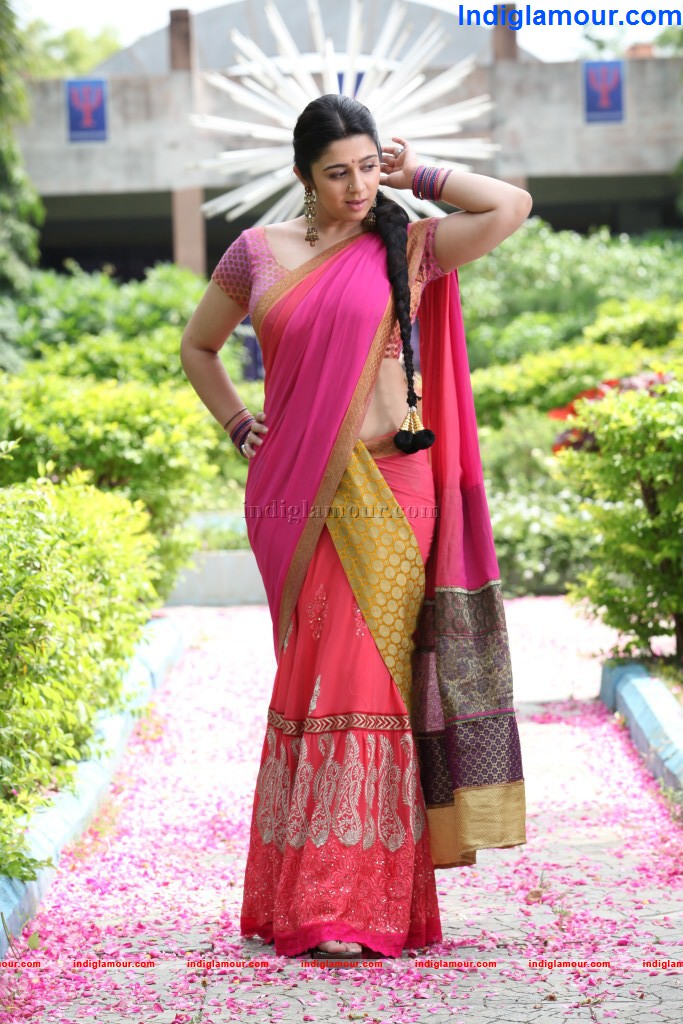 Charmi Actress hd photo