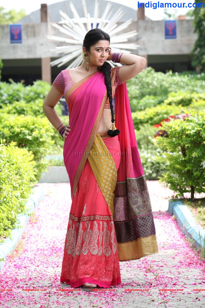 Charmi Actress hd photo