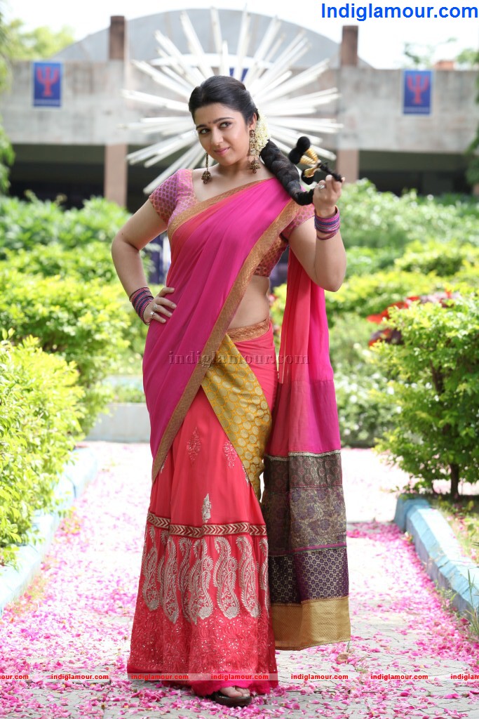 Charmi Actress hd photo
