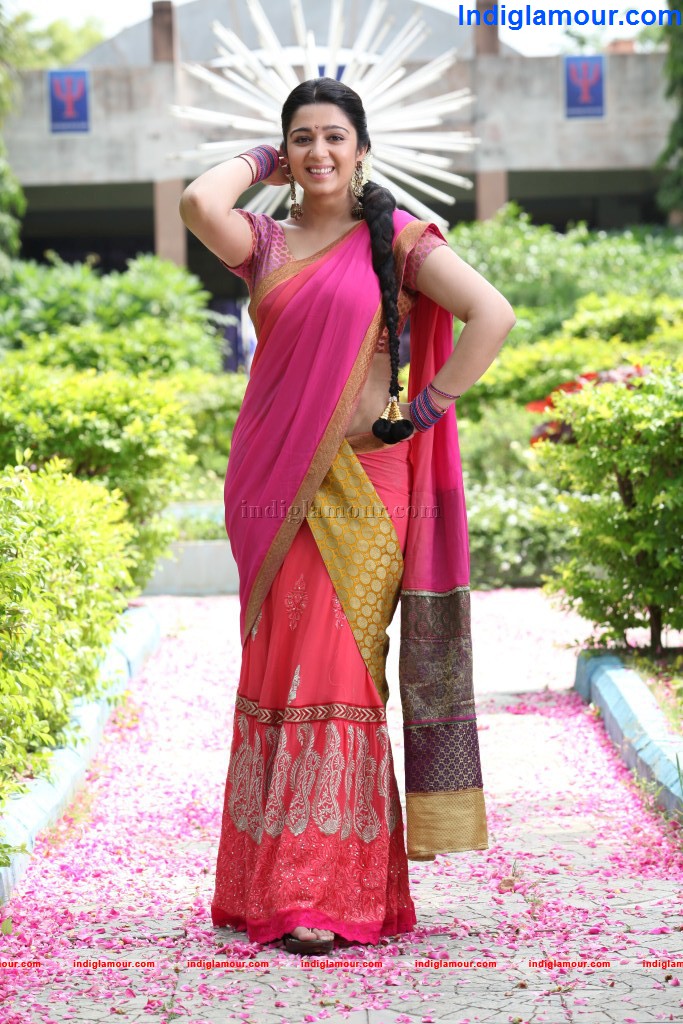 Charmi Actress hd photo