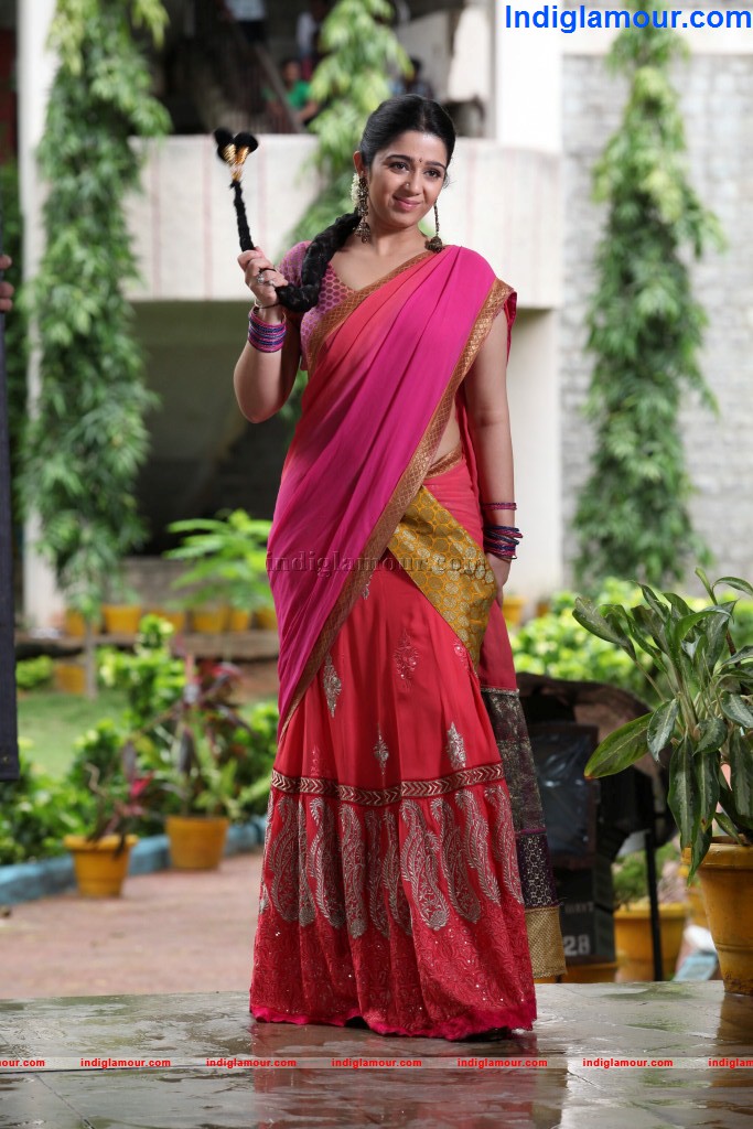 Charmi Actress hd photo