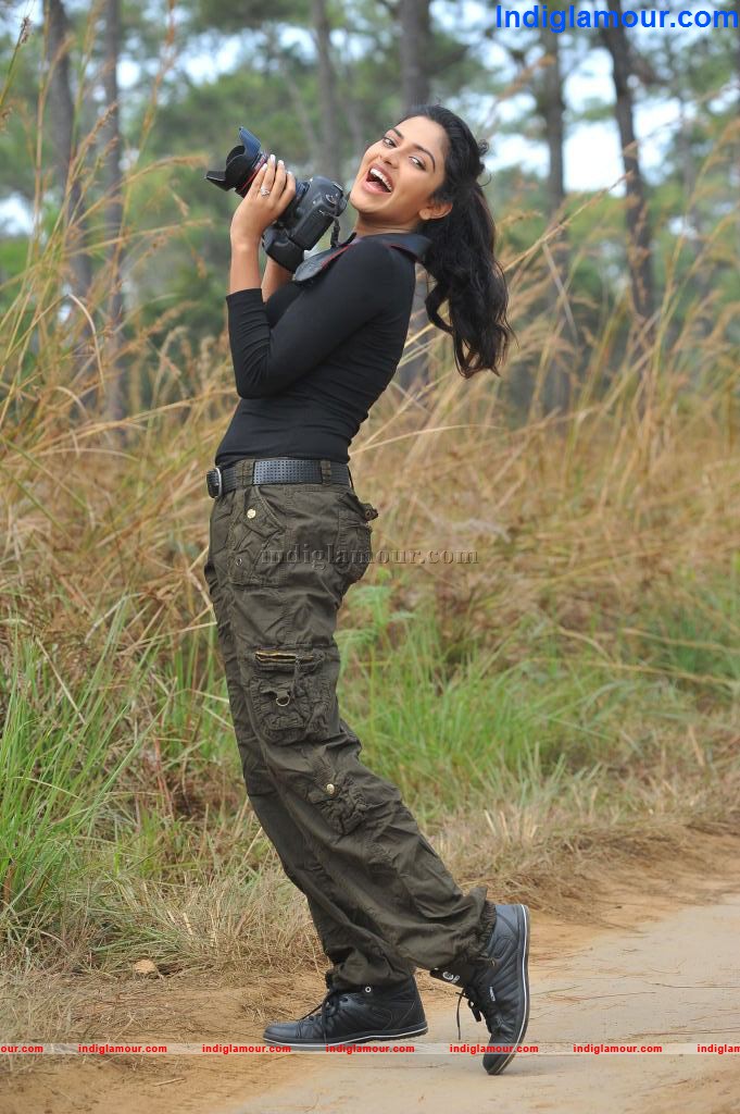 Amala Paul Actress hd photo