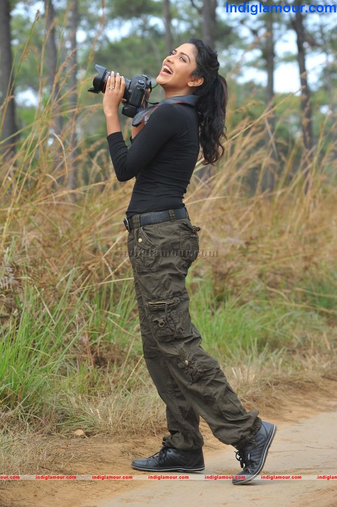 Amala Paul Actress hd photo
