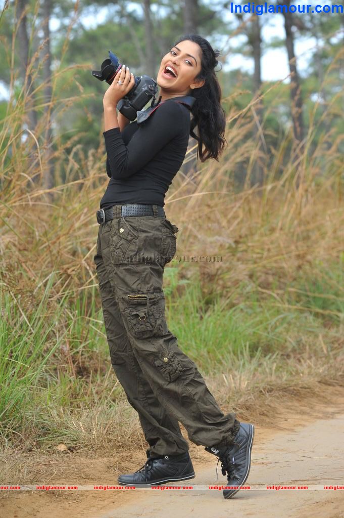 Amala Paul Actress hd photo