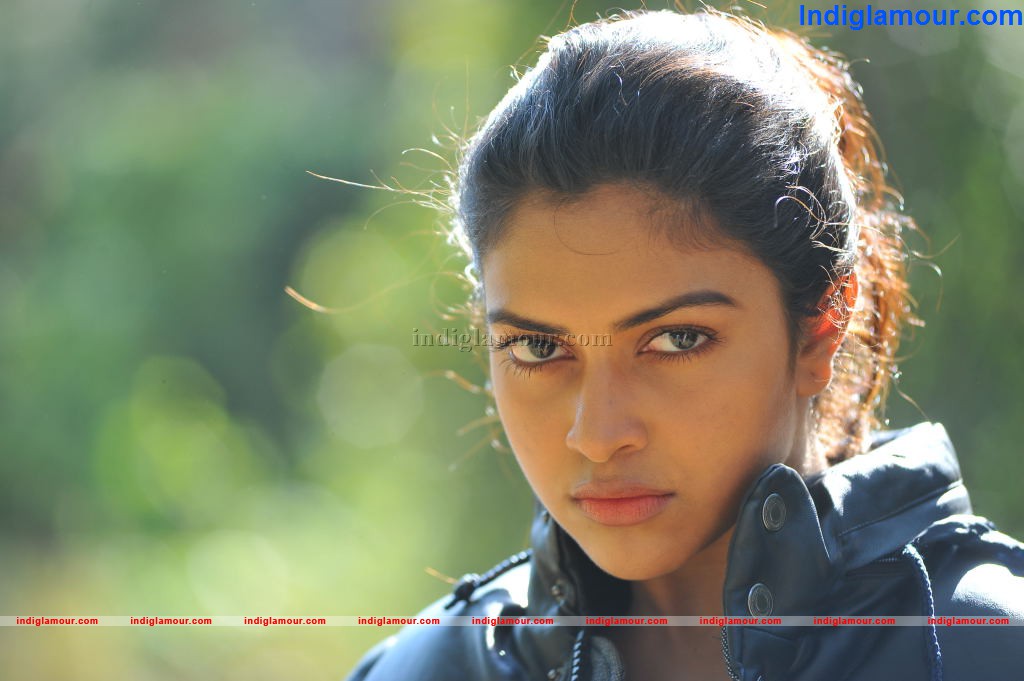 Amala Paul Actress hd photo