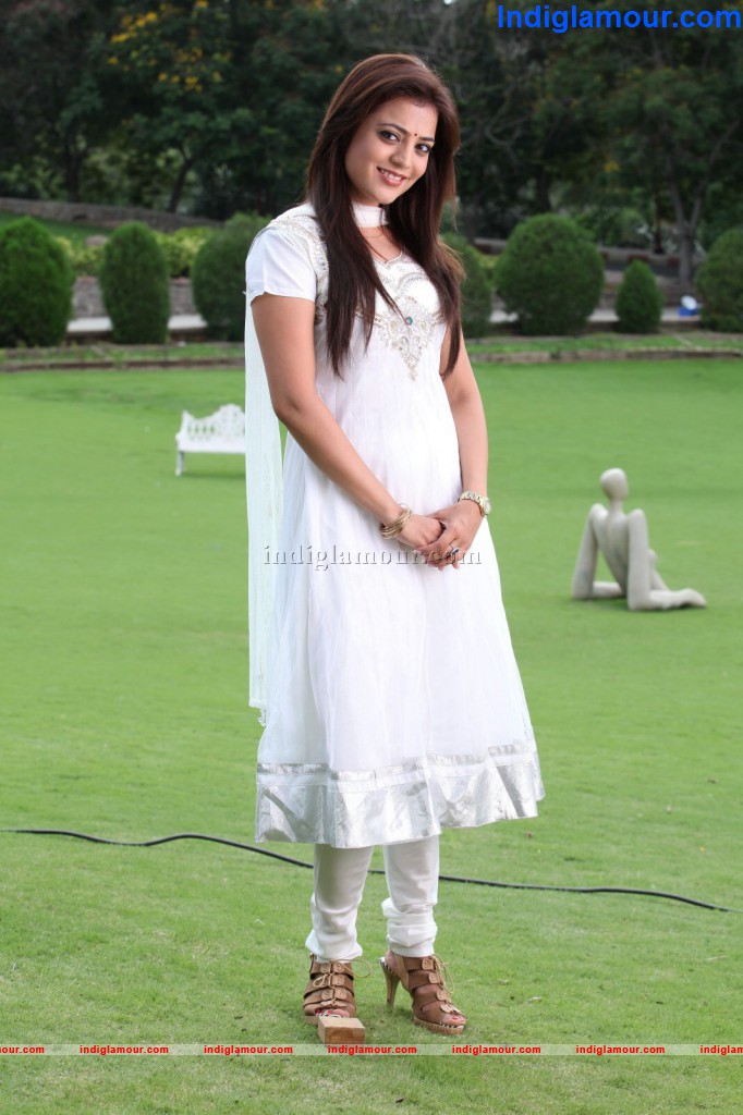Nisha Aggarwal Actress hd photo