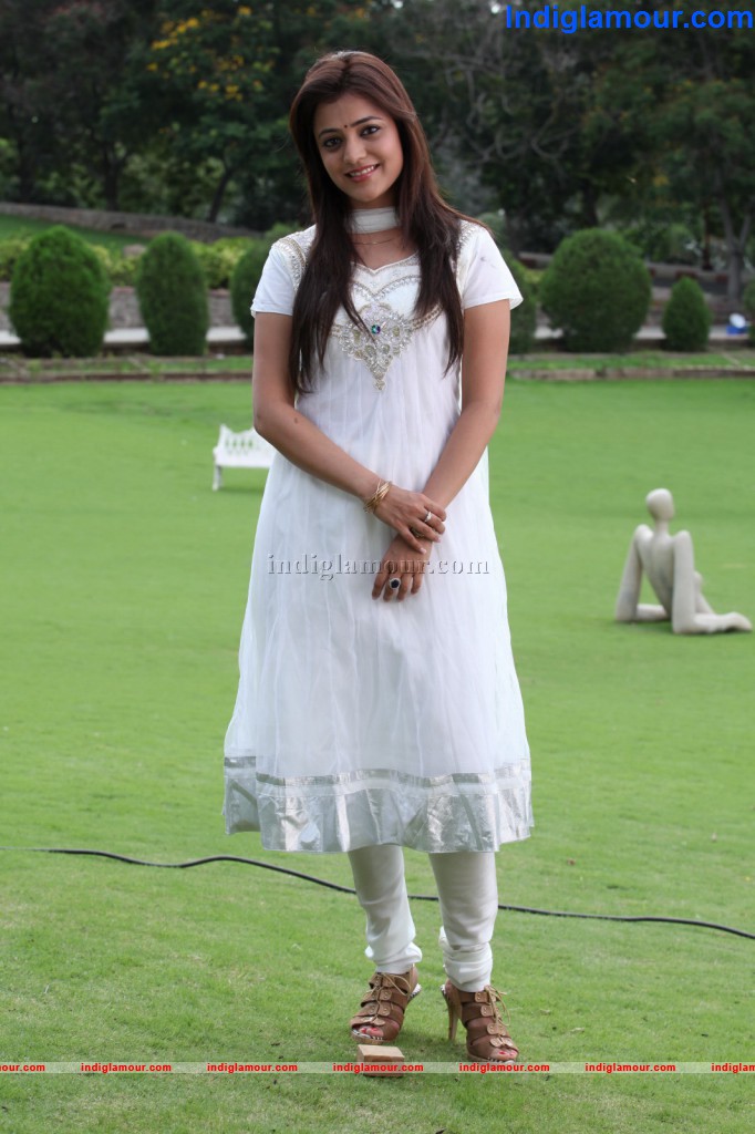 Nisha Aggarwal Actress hd photo