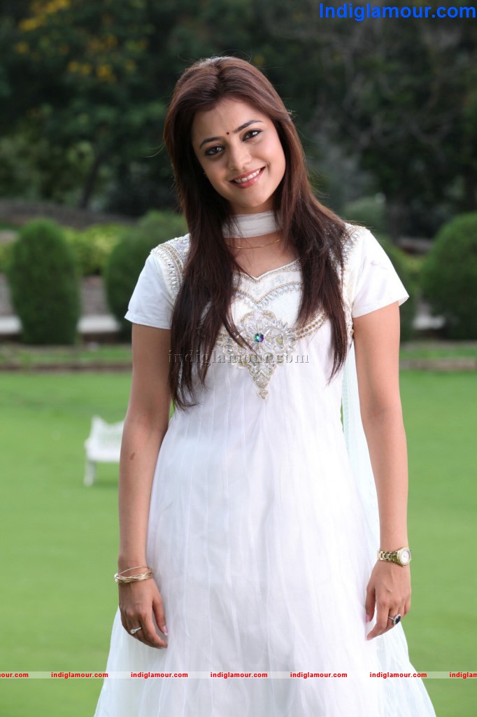 Nisha Aggarwal Actress hd photo