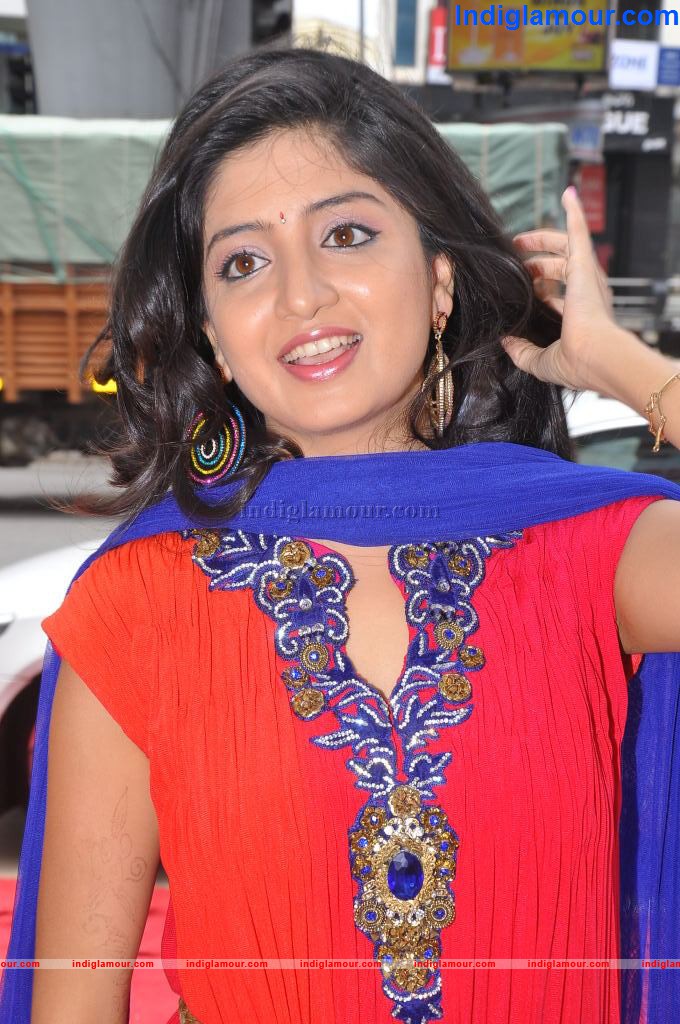 Poonam Kaur Actress hd photo