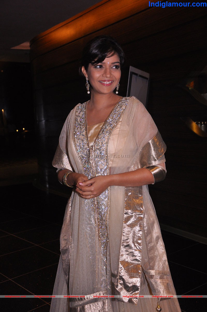 Swathy Actress hd photo