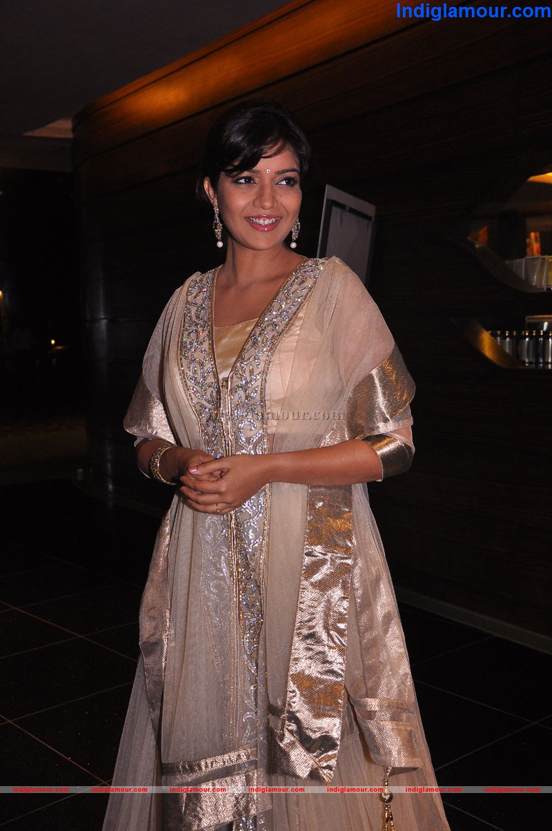 Swathy Actress hd photo