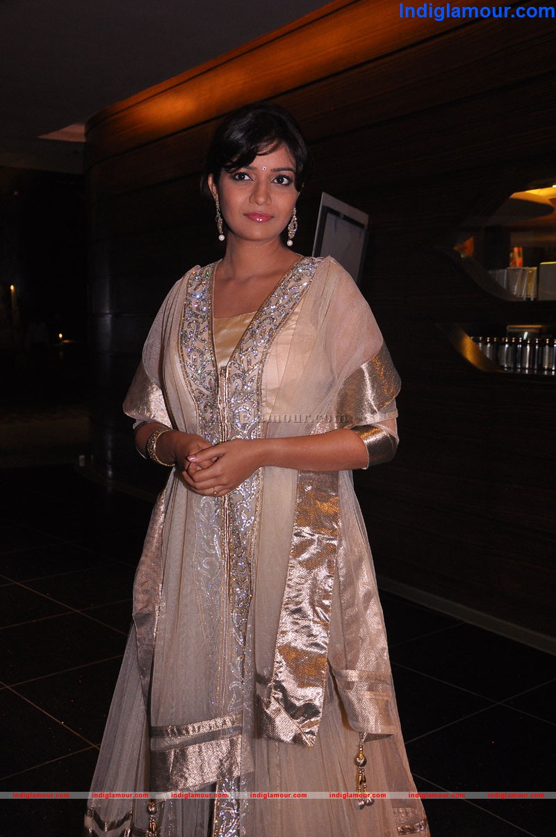 Swathy Actress hd photo