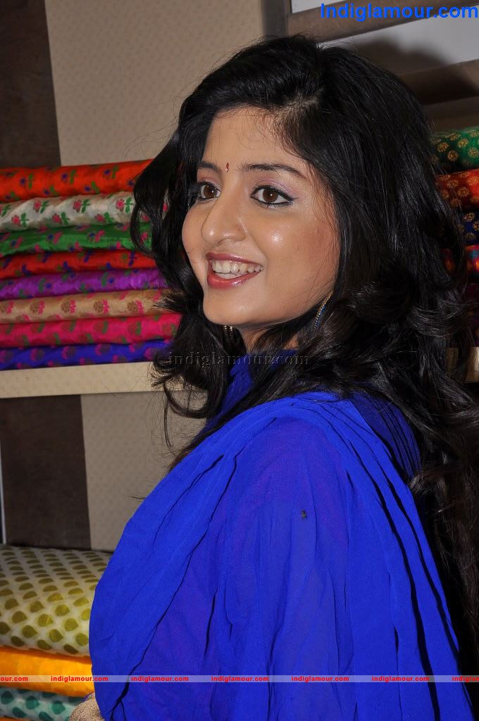 Poonam Kaur Actress hd photo