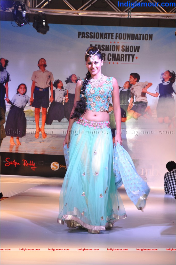 Tapsee Actress hd photo