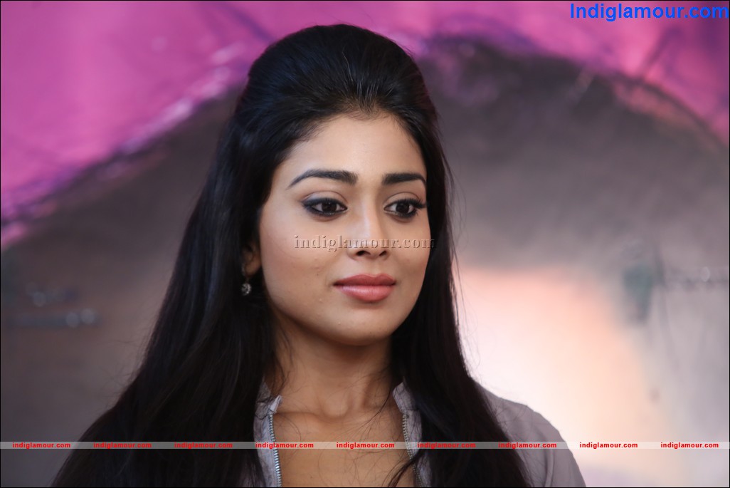 Shriya Saran Actress hd photo