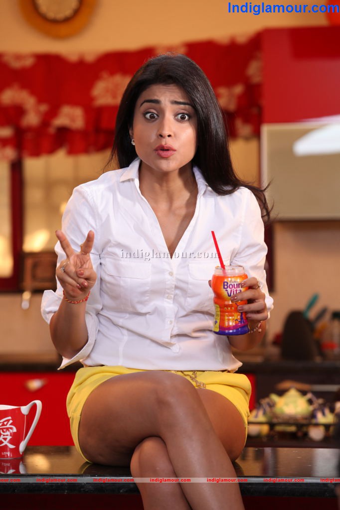 Shriya Saran Actress hd photo