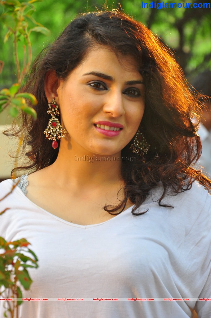 Veda Archana Sastry Actress hd photo
