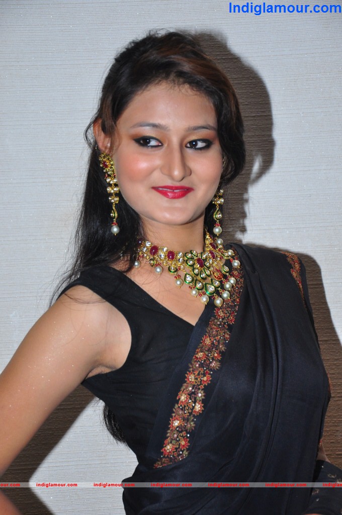 Niloufer Actress hd photo