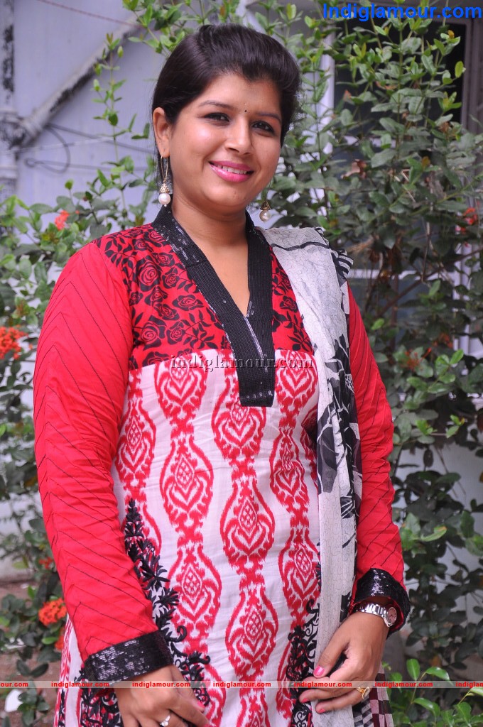 Nikitha Reddy Actress hd photo