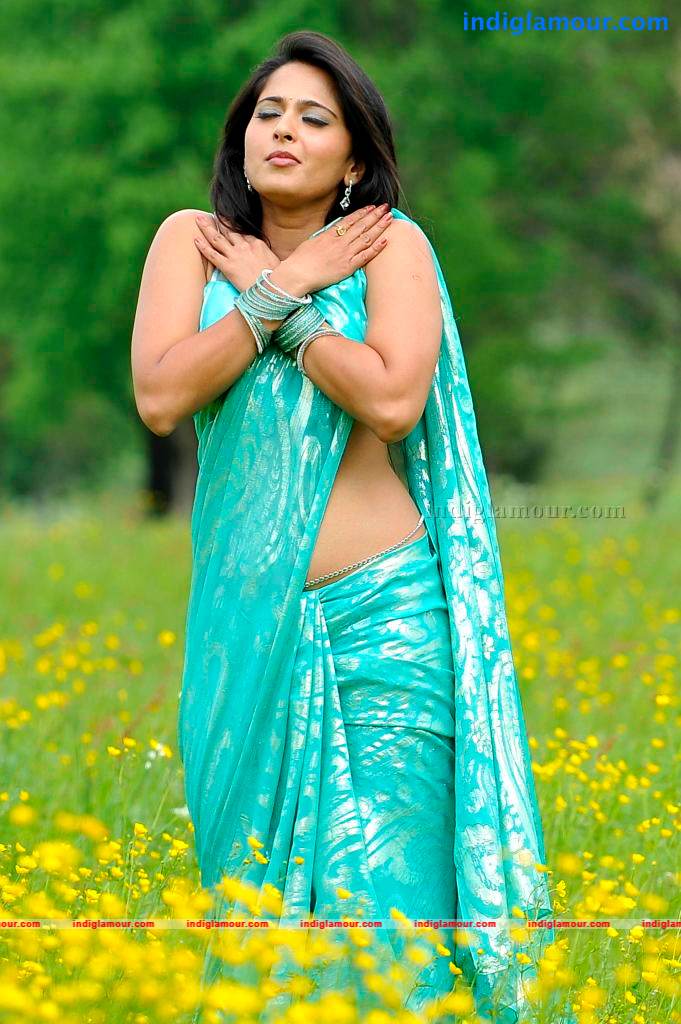 Anushka Actress hd photo