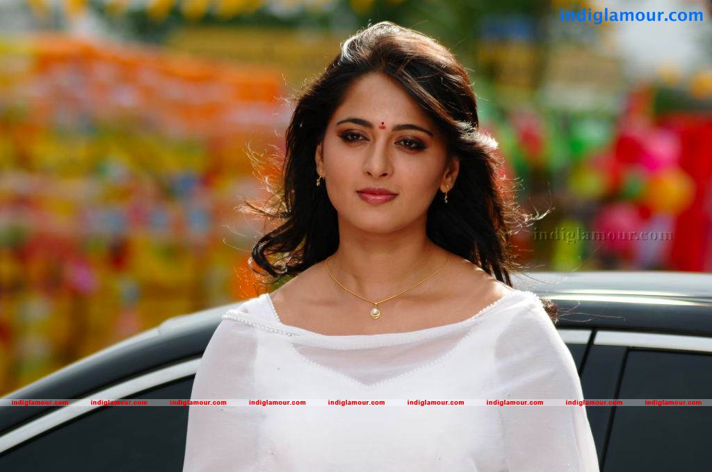 Anushka Actress hd photo