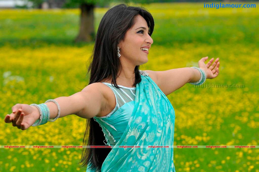 Anushka Actress hd photo
