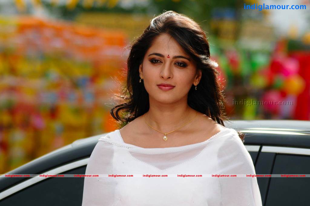 Anushka Actress hd photo